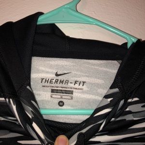 Nike therma-fit hoodie